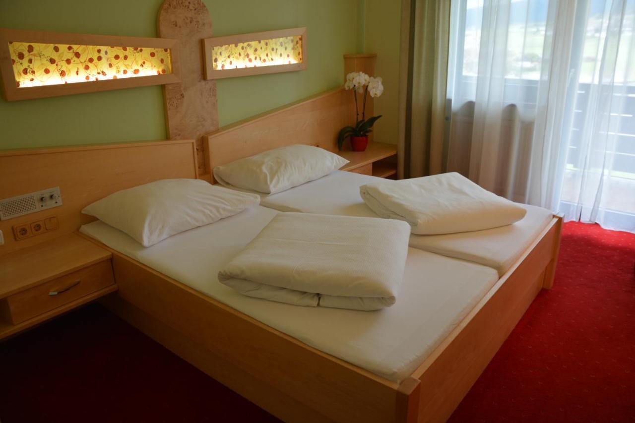 Hotel Boehmerwaldhof Ульріхсберг Екстер'єр фото