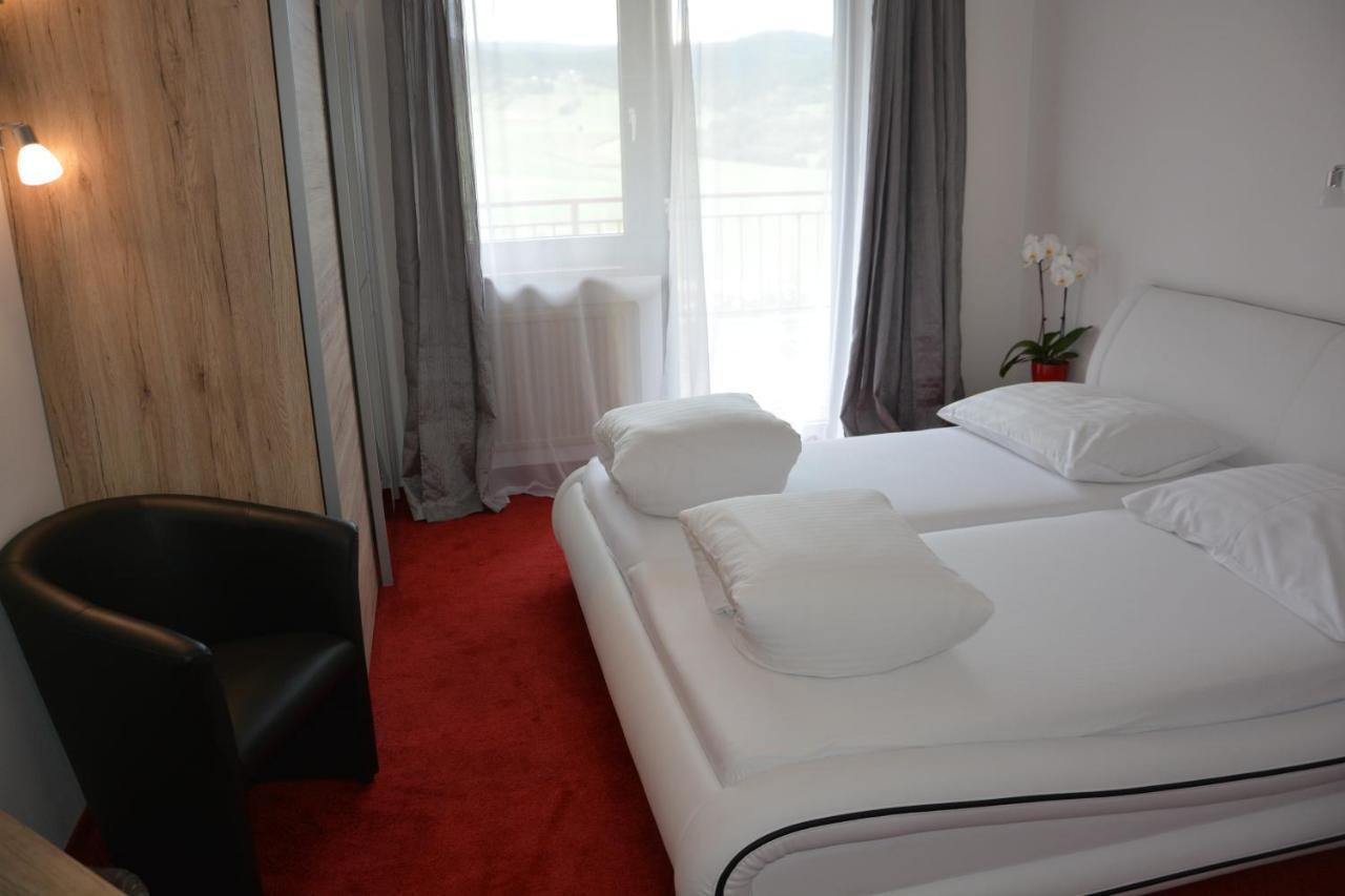 Hotel Boehmerwaldhof Ульріхсберг Екстер'єр фото
